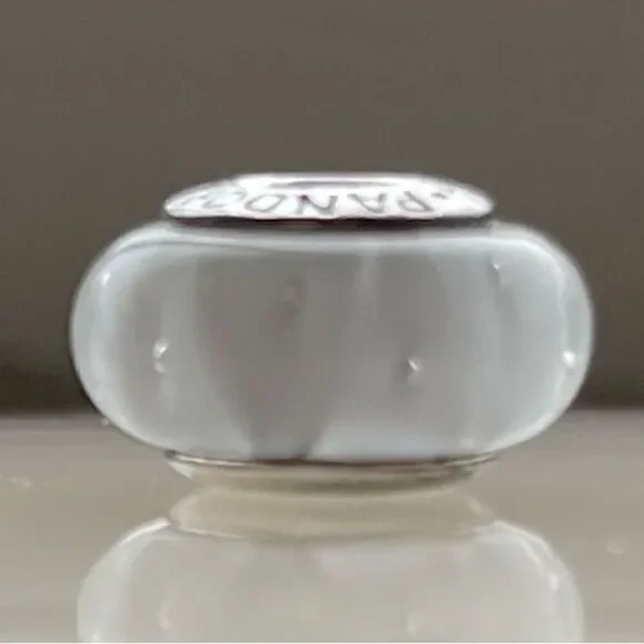 Beautiful Pandora White Murano glass charm. - Picture 3 of 5